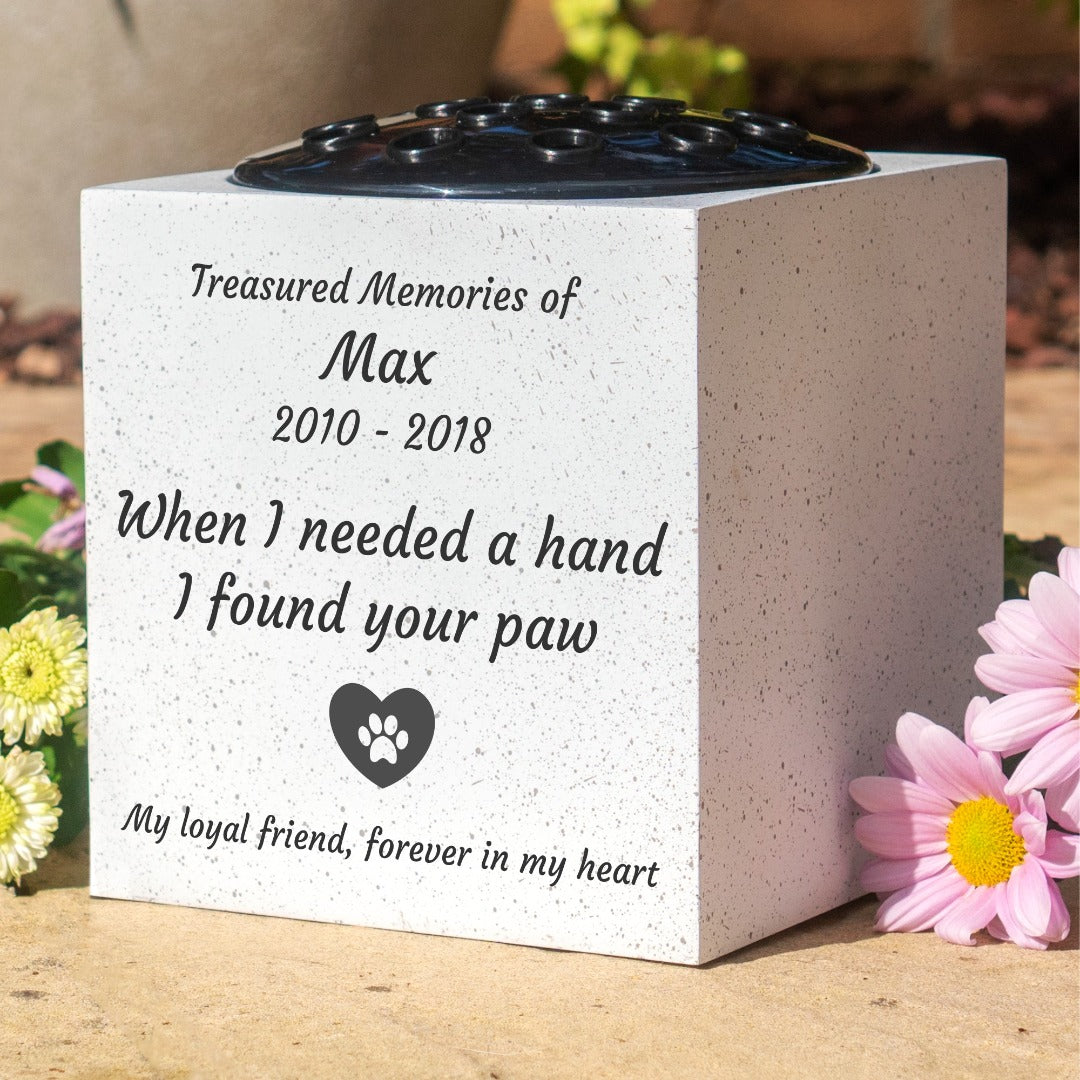 Personalised Pet Memorial Grave Flower Vase Custom Paw Print Dog & Cat Remembrance Tribute Plaque