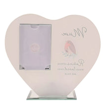 Load image into Gallery viewer, Mum Robin Heart Glass Memorial Remembrance Photo Frame with Tealight Holder